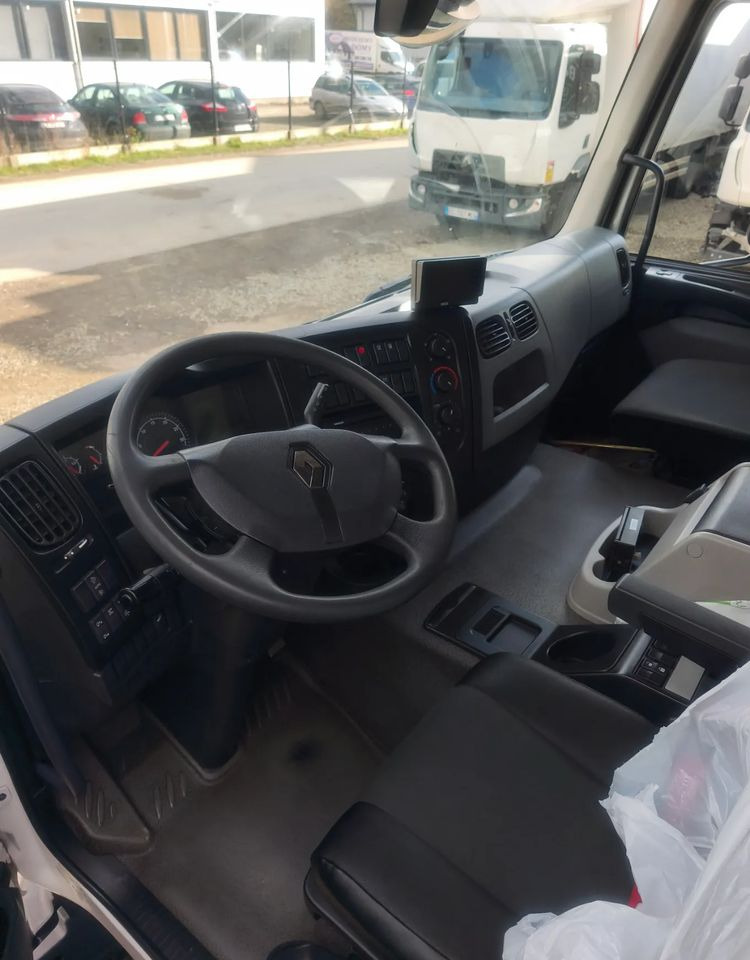 Renault Gama D 18.280  rama do zabudowy poduszka - Camión chasis: foto 3 Renault Gama D 18.280  rama do zabudowy poduszka - Camión chasis: foto 3