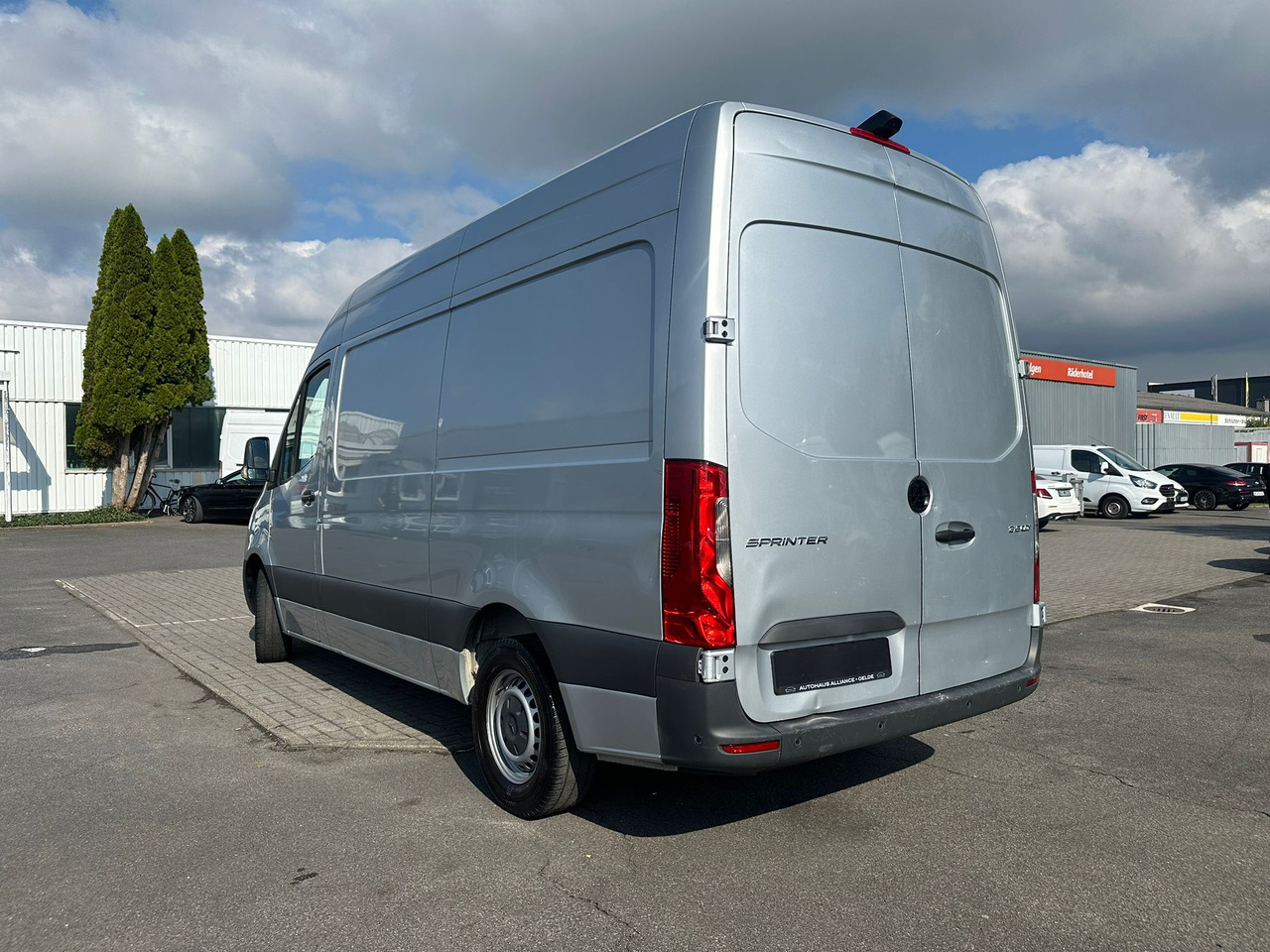 MERCEDES-BENZ Sprinter - Furgón: foto 3 MERCEDES-BENZ Sprinter - Furgón: foto 3