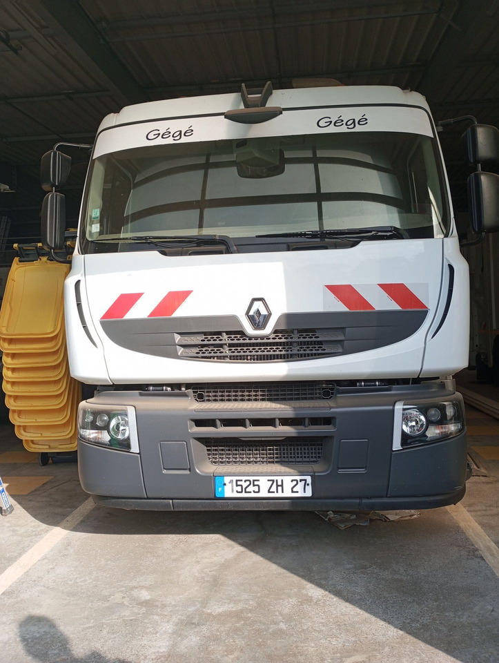 BOM de marque Renault 320 DXI- Benne FAUN Turbo changée en août 2023 - fuite hydraulique avant passage aux mines - arrêt de circulation octobre 2023 - batterie HS - état correct - factures disponibles - Camión de basura: foto 1 BOM de marque Renault 320 DXI- Benne FAUN Turbo changée en août 2023 - fuite hydraulique avant passage aux mines - arrêt de circulation octobre 2023 - batterie HS - état correct - factures disponibles - Camión de basura: foto 1