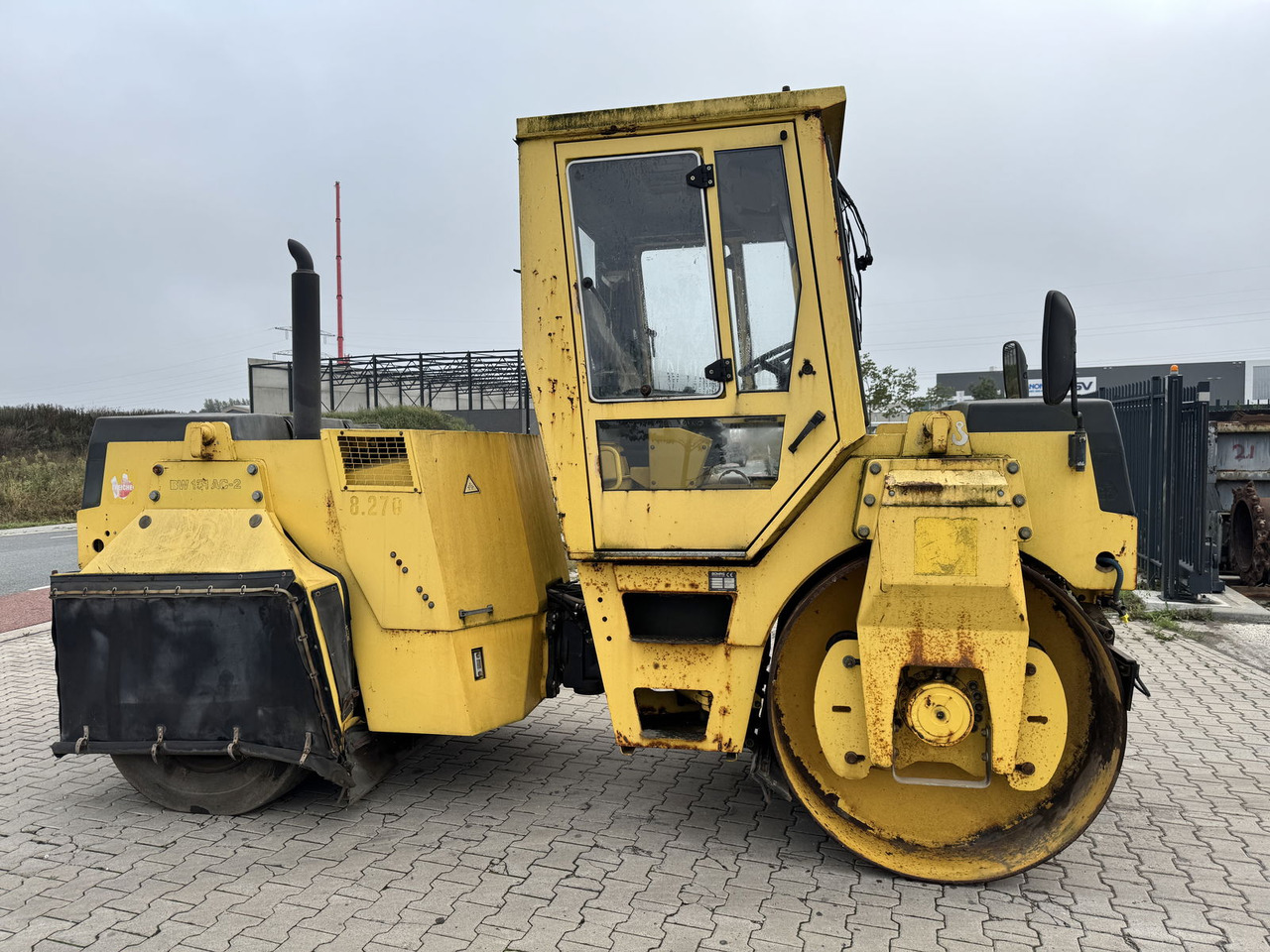 Bomag BW 151 AC-2 - Compactador mixto: foto 1 Bomag BW 151 AC-2 - Compactador mixto: foto 1