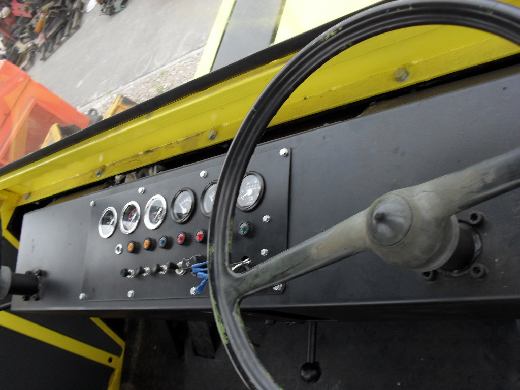 Stavostroj Remasz VP200 - Rodillo de neumáticos: foto 3 Stavostroj Remasz VP200 - Rodillo de neumáticos: foto 3