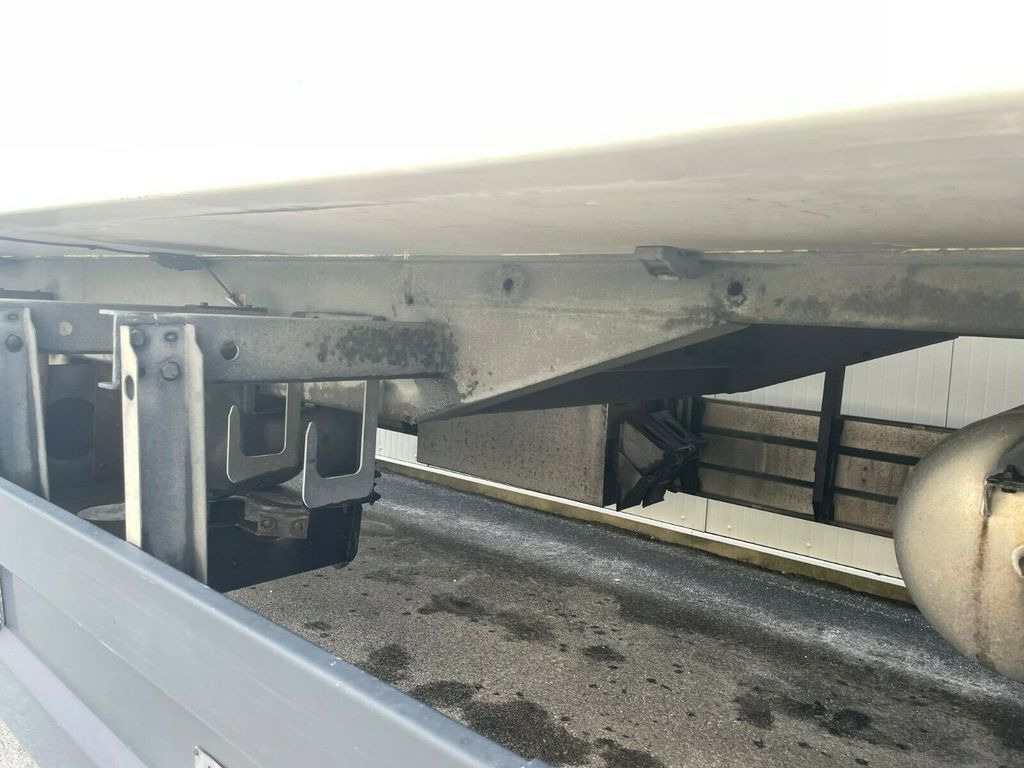 Chereau Lamberet Carrier 1000 Rohbahnen Chereau Lamberet Carrier 1000 Rohbahnen - Remolque frigorífico: foto 5 Chereau Lamberet Carrier 1000 Rohbahnen Chereau Lamberet Carrier 1000 Rohbahnen - Remolque frigorífico: foto 5