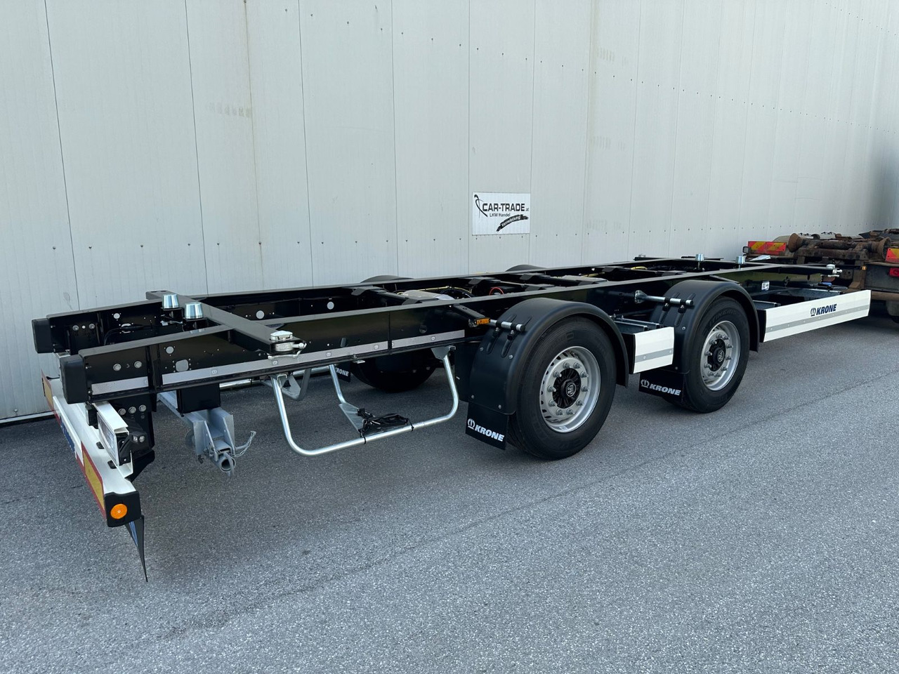 Krone ZZW 18elE10 Tadem BPW Maxi Krone ZZW 18elE10 Tadem BPW Maxi - Remolque portacontenedore/ Intercambiable: foto 5 Krone ZZW 18elE10 Tadem BPW Maxi Krone ZZW 18elE10 Tadem BPW Maxi - Remolque portacontenedore/ Intercambiable: foto 5