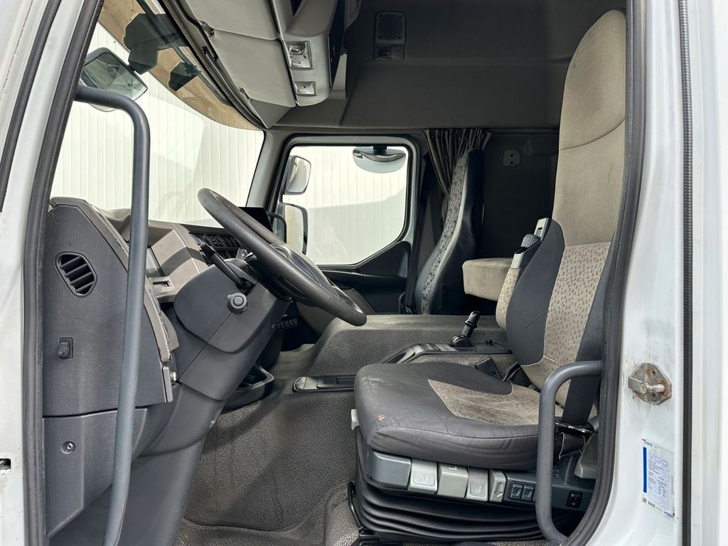 Renault Premium 380.18 EEV Supra/LBW Renault Premium 380.18 EEV Supra/LBW - Camión frigorífico: foto 5 Renault Premium 380.18 EEV Supra/LBW Renault Premium 380.18 EEV Supra/LBW - Camión frigorífico: foto 5