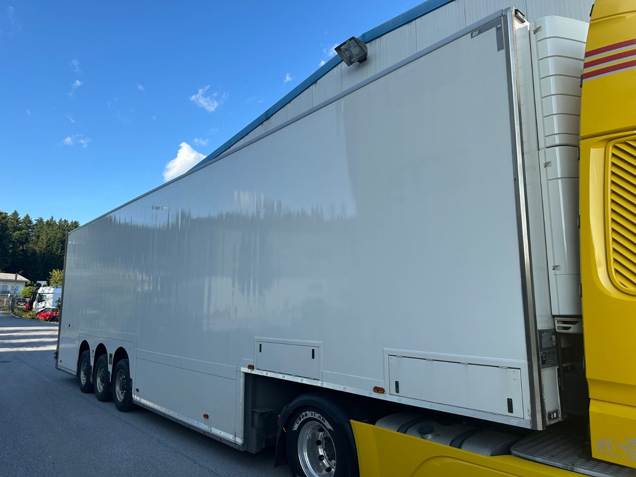 Van Eck Dubbeldeck T3Z Carrier - Semirremolque caja cerrada: foto 2 Van Eck Dubbeldeck T3Z Carrier - Semirremolque caja cerrada: foto 2