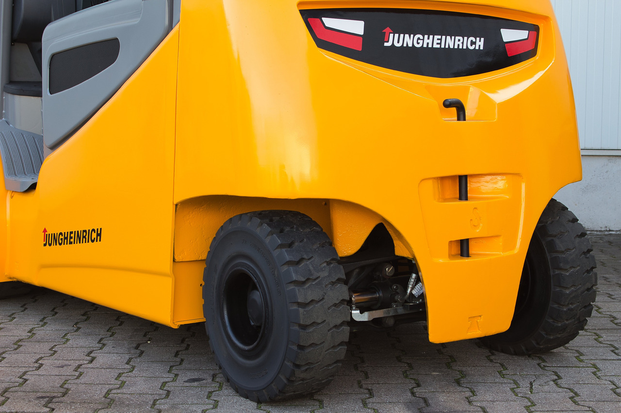 JUNGHEINRICH EFG545 - Triplex - 100% Kapazität - Bj. 2022 - 4,5t - Carretilla elevadora eléctrica: foto 5 JUNGHEINRICH EFG545 - Triplex - 100% Kapazität - Bj. 2022 - 4,5t - Carretilla elevadora eléctrica: foto 5