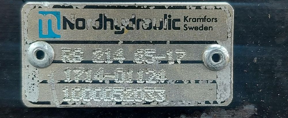 Rozdzielacz główny Kramer 342 - Hidráulica para Maquinaria de construcción: foto 3 Rozdzielacz główny Kramer 342 - Hidráulica para Maquinaria de construcción: foto 3