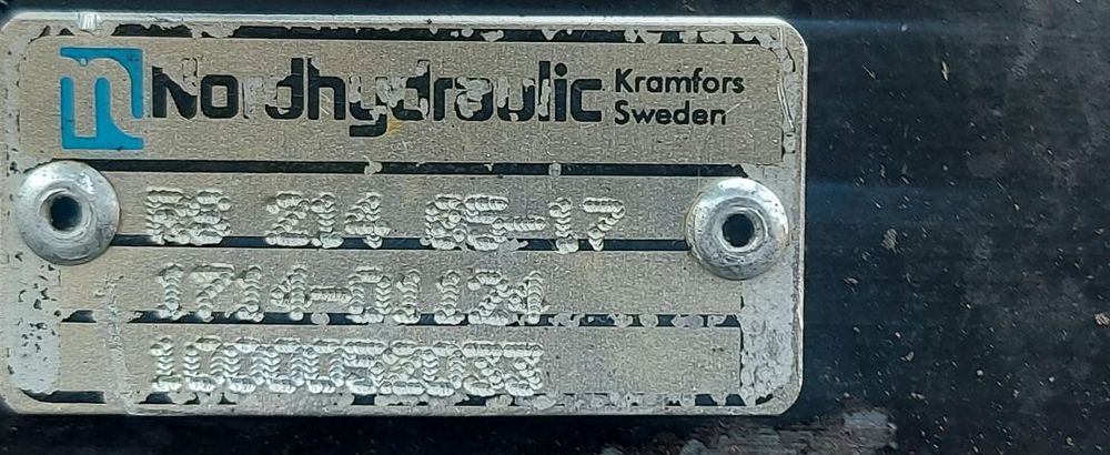 Rozdzielacz główny Kramer 342 - Hidráulica para Maquinaria de construcción: foto 4 Rozdzielacz główny Kramer 342 - Hidráulica para Maquinaria de construcción: foto 4