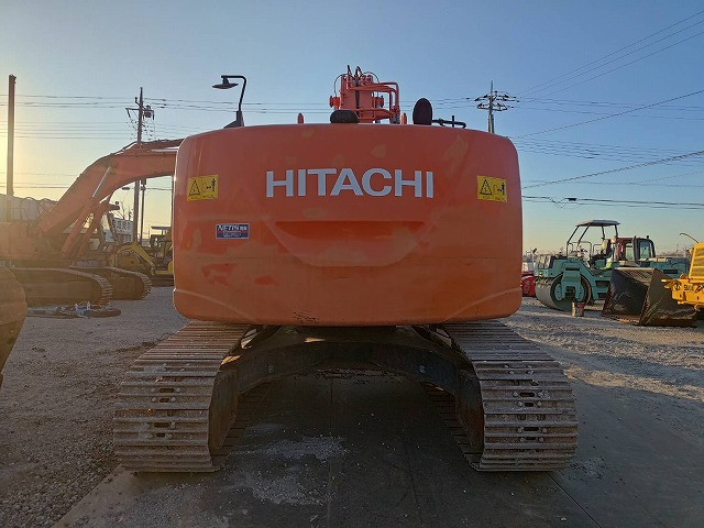 HITACHI ZX225USRLCMH-5B - Excavadora de cadenas: foto 4 HITACHI ZX225USRLCMH-5B - Excavadora de cadenas: foto 4