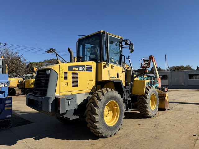 KOMATSU WA100-6 - Cargadora de ruedas: foto 5 KOMATSU WA100-6 - Cargadora de ruedas: foto 5