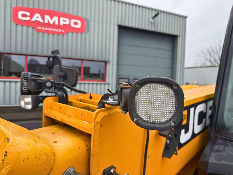 Manipulador telescópico nuevo JCB 541-70 Agri Super: foto 12