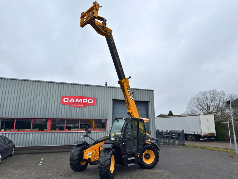 Manipulador telescópico nuevo JCB 541-70 Agri Super: foto 17