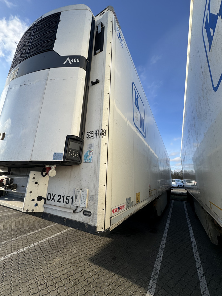 SCHMITZ Meat Rails ThermoKing - Semirremolque frigorífico: foto 2 SCHMITZ Meat Rails ThermoKing - Semirremolque frigorífico: foto 2