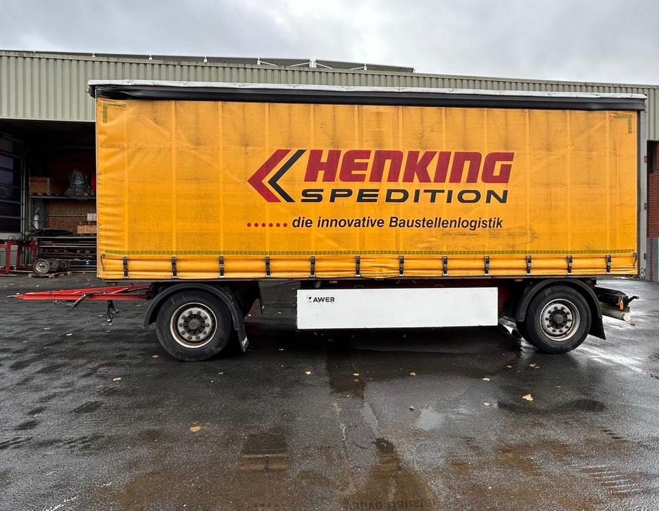 Anhänger + Krone + 2 Achsen + Scheibenbremse + EZ 2016 + TÜV - Remolque con toldo: foto 4 Anhänger + Krone + 2 Achsen + Scheibenbremse + EZ 2016 + TÜV - Remolque con toldo: foto 4