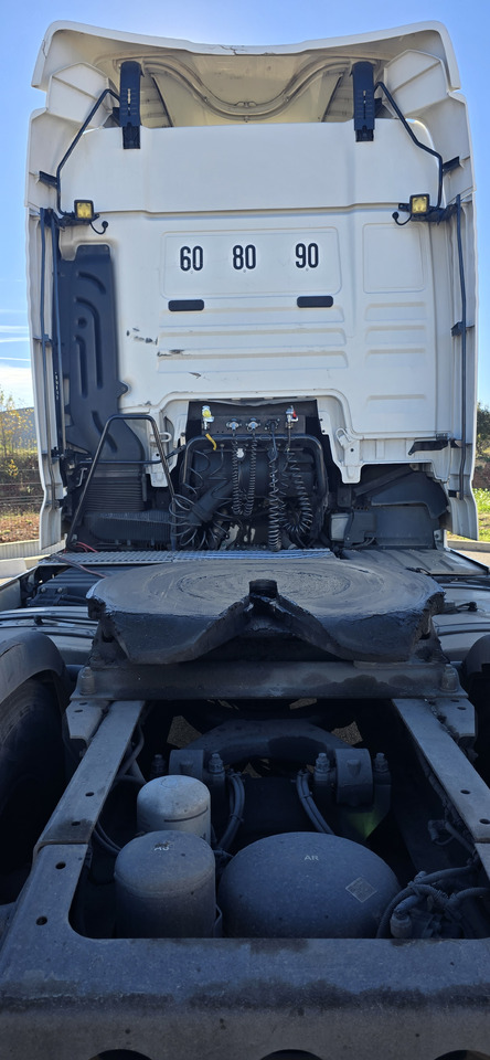 MAN TGX 18 500 - Cabeza tractora: foto 2 MAN TGX 18 500 - Cabeza tractora: foto 2