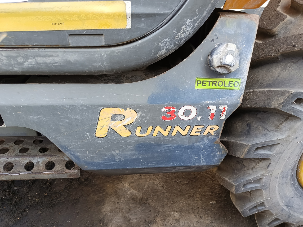 Manipulador telescópico DIECI RUNNER 30.11: foto 8 Manipulador telescópico DIECI RUNNER 30.11: foto 8