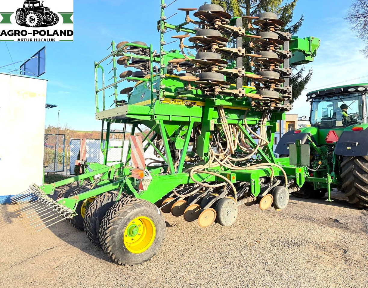 JOHN DEERE 750A - 2017 ROK - 6 M - 2649 H - GREENSTAR/ISOBUS - NOWSZY MODEL - Sembradora: foto 3 JOHN DEERE 750A - 2017 ROK - 6 M - 2649 H - GREENSTAR/ISOBUS - NOWSZY MODEL - Sembradora: foto 3