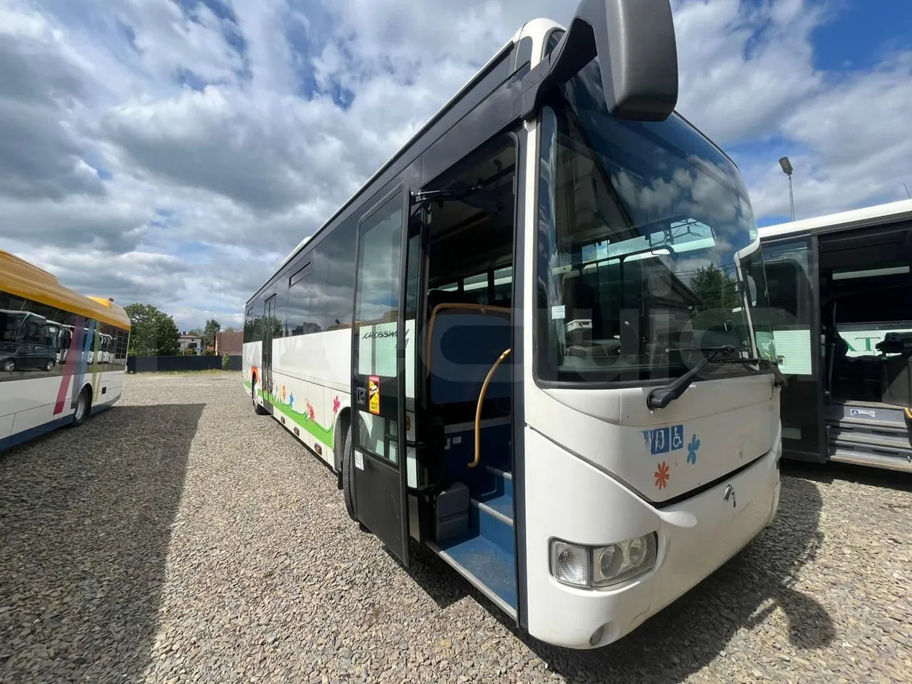 Iveco Crossway - Autobús suburbano: foto 1 Iveco Crossway - Autobús suburbano: foto 1