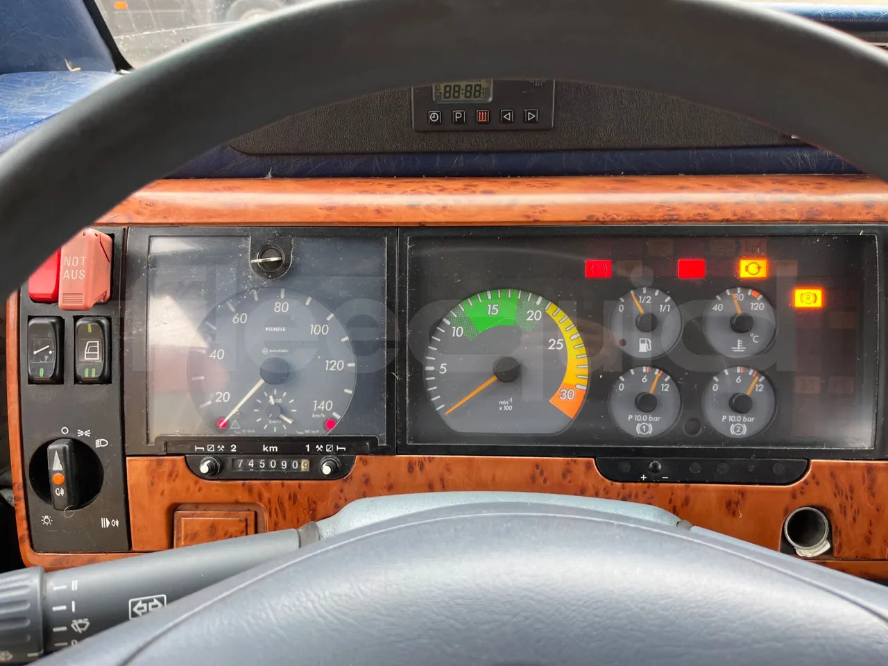 Mercedes-Benz Beluga - Autocar: foto 3 Mercedes-Benz Beluga - Autocar: foto 3