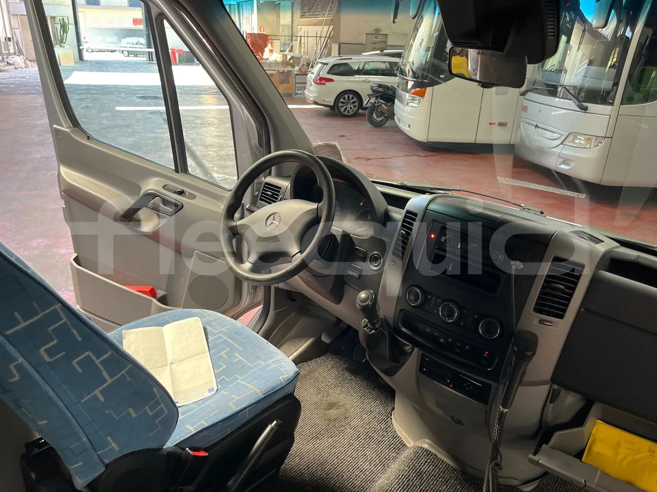 Minibús, Furgoneta de pasajeros Mercedes-Benz Sprinter: foto 19