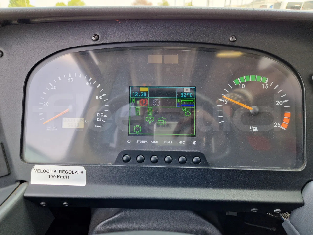 Mercedes-Benz Tourismo - Autocar: foto 3 Mercedes-Benz Tourismo - Autocar: foto 3