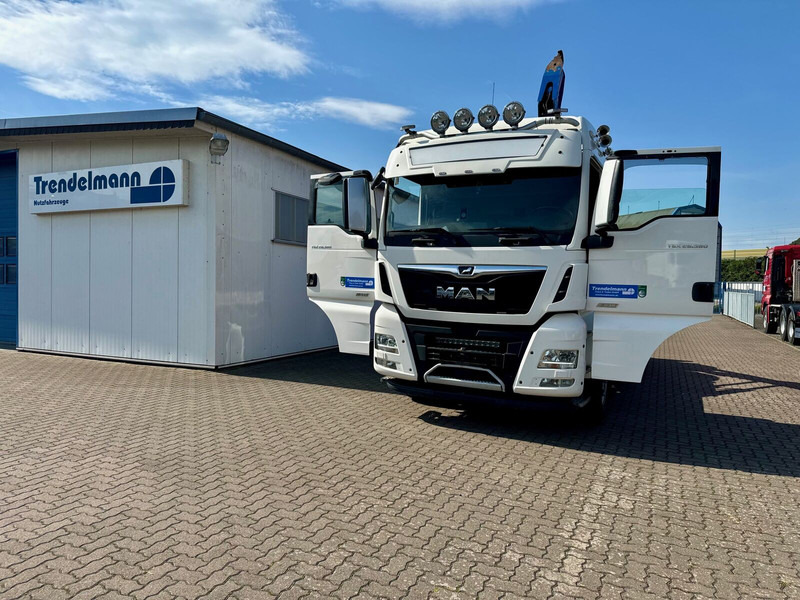 MAN TGX 26.580 BL 6x2 Zwillingbereifte Liftachse Abroller Hiab Funk- - Camión multibasculante: foto 2 MAN TGX 26.580 BL 6x2 Zwillingbereifte Liftachse Abroller Hiab Funk- - Camión multibasculante: foto 2