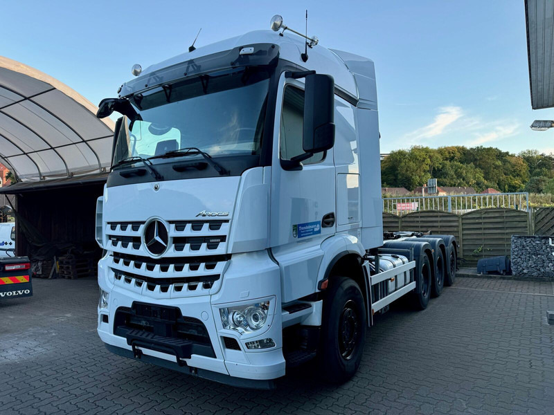 Mercedes-Benz Arocs MP5 3253 8x4 Tridem ARK HIAB 24 to - Camión multibasculante: foto 5 Mercedes-Benz Arocs MP5 3253 8x4 Tridem ARK HIAB 24 to - Camión multibasculante: foto 5