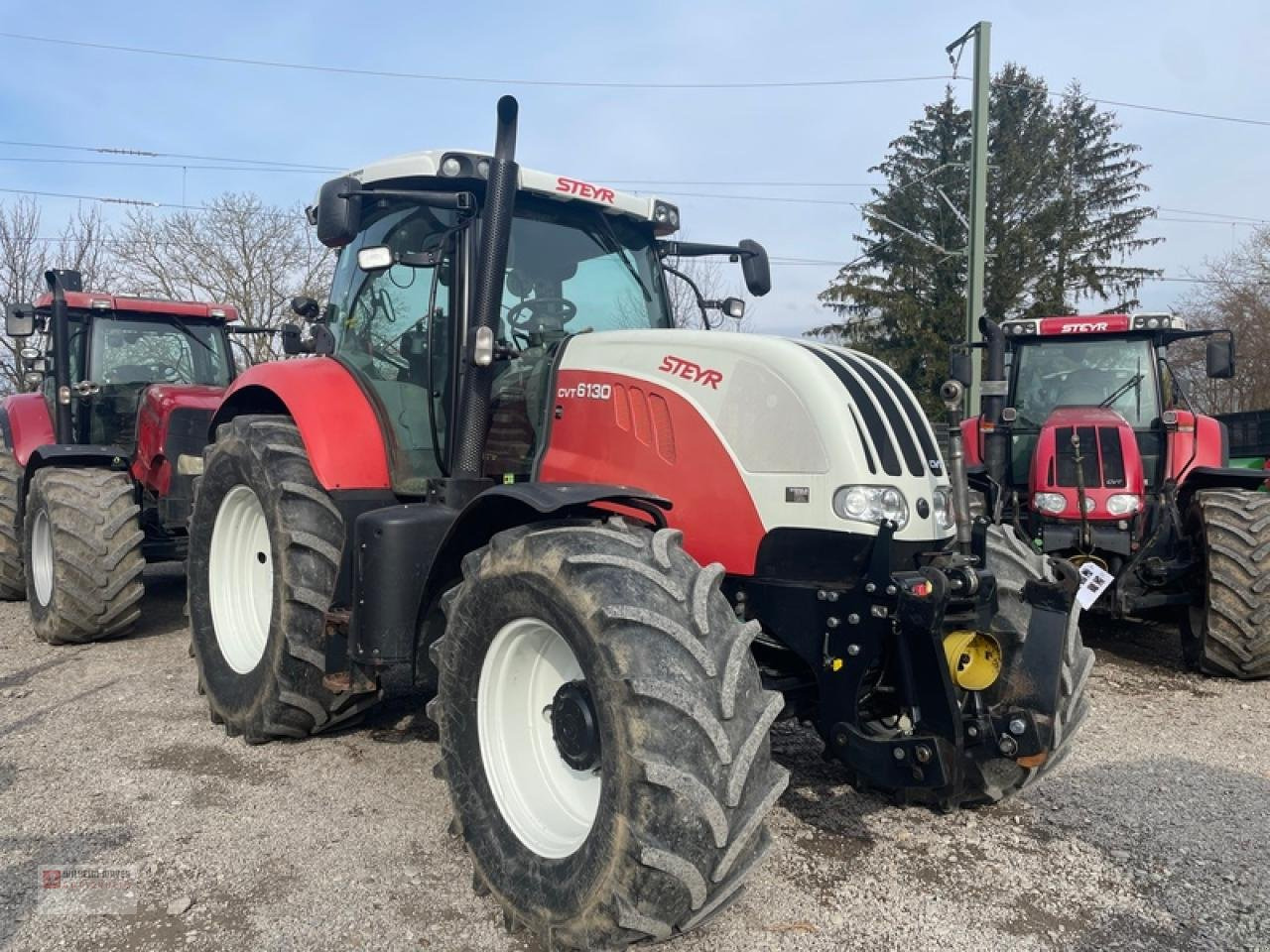 Steyr CVT 6130 - Tractor: foto 1 Steyr CVT 6130 - Tractor: foto 1