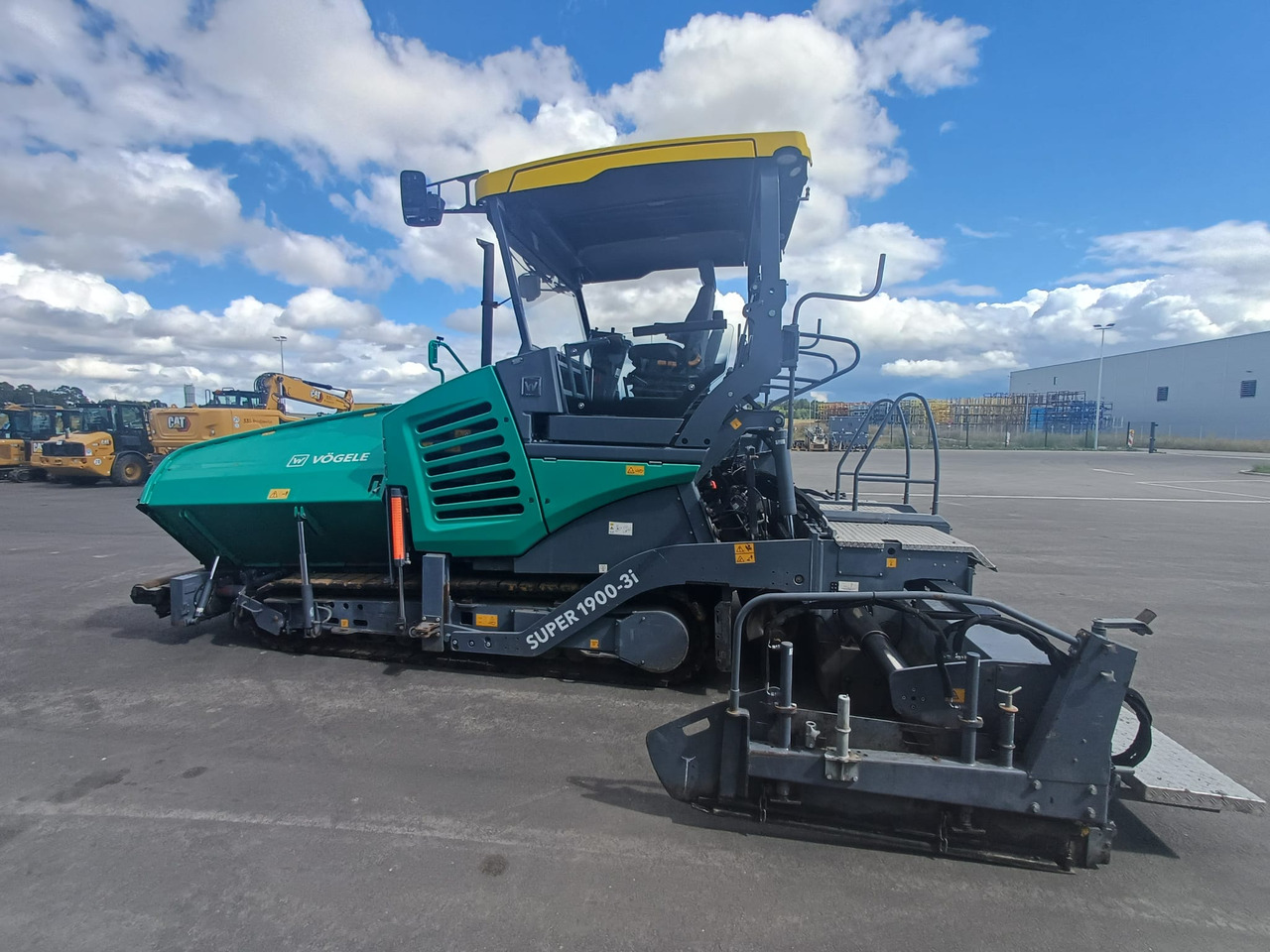 VÖGELE SUPER 1900-3i - Pavimentadora de asfalto: foto 2 VÖGELE SUPER 1900-3i - Pavimentadora de asfalto: foto 2