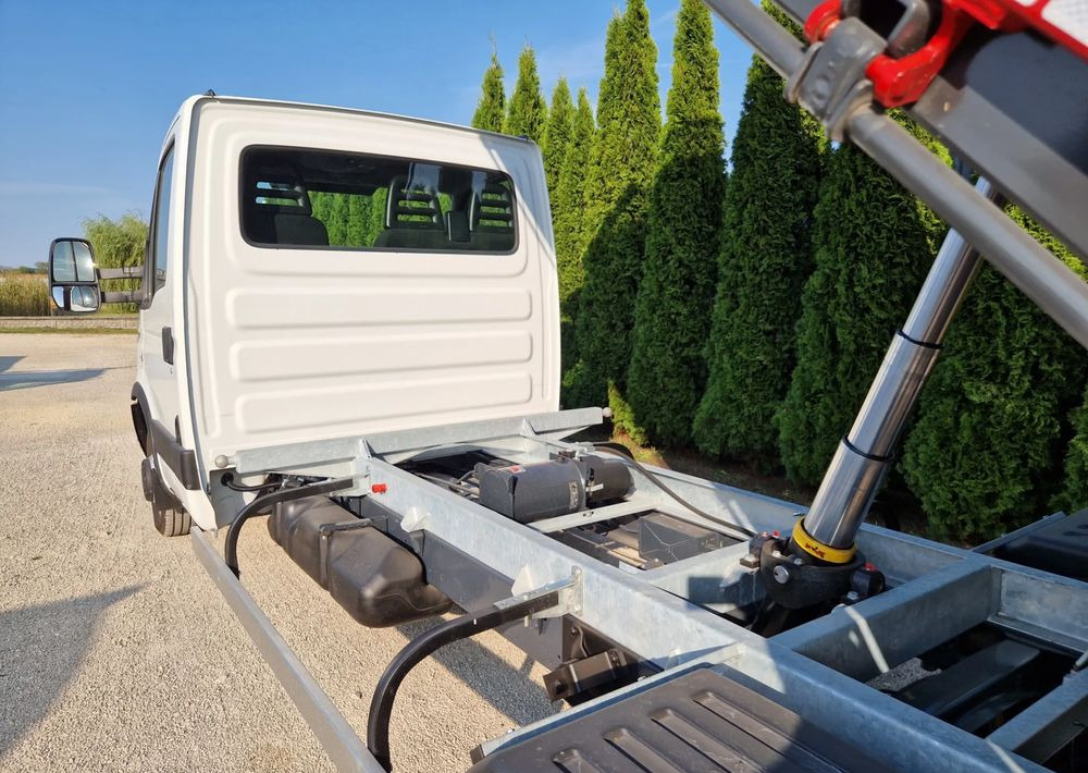 Iveco 35C15 3.0 - Furgoneta basculante: foto 5 Iveco 35C15 3.0 - Furgoneta basculante: foto 5