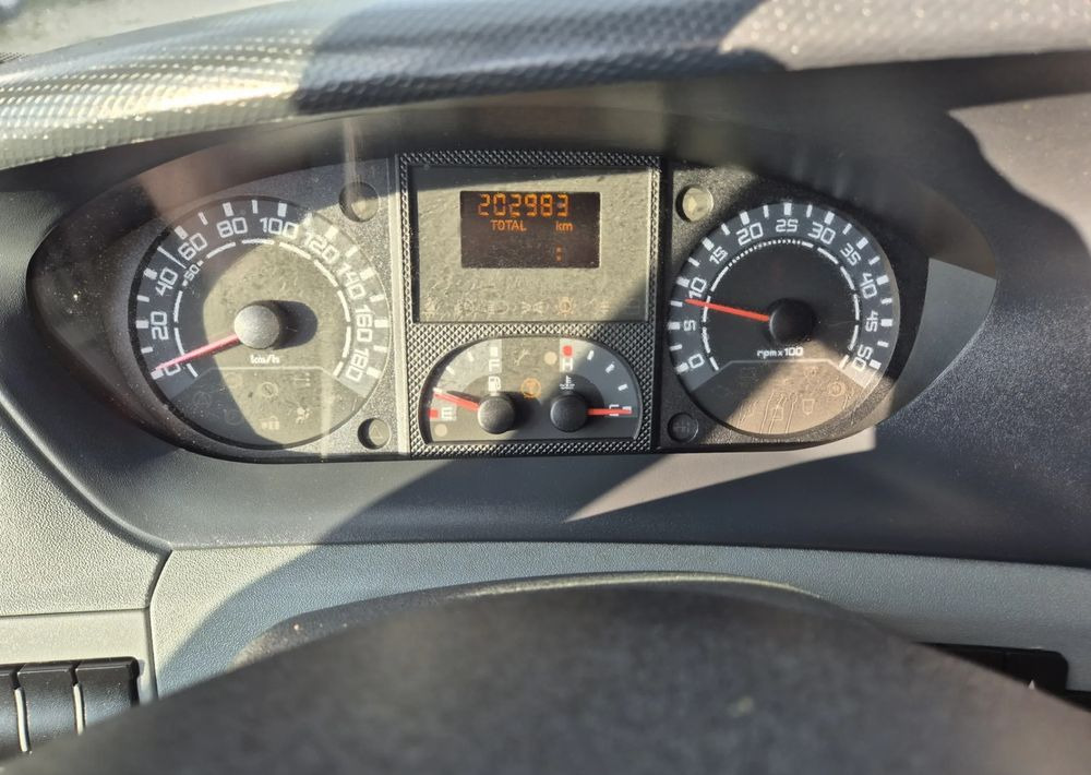 Leasing de  Iveco 50C15 3.0 150KM Iveco 50C15 3.0 150KM: foto 9