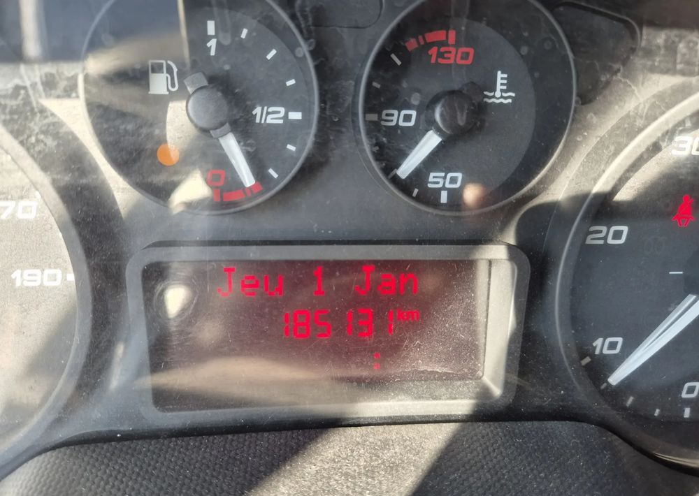 Furgoneta caja abierta Iveco Iveco 35c14 2.3 140KM Plandeka: foto 10