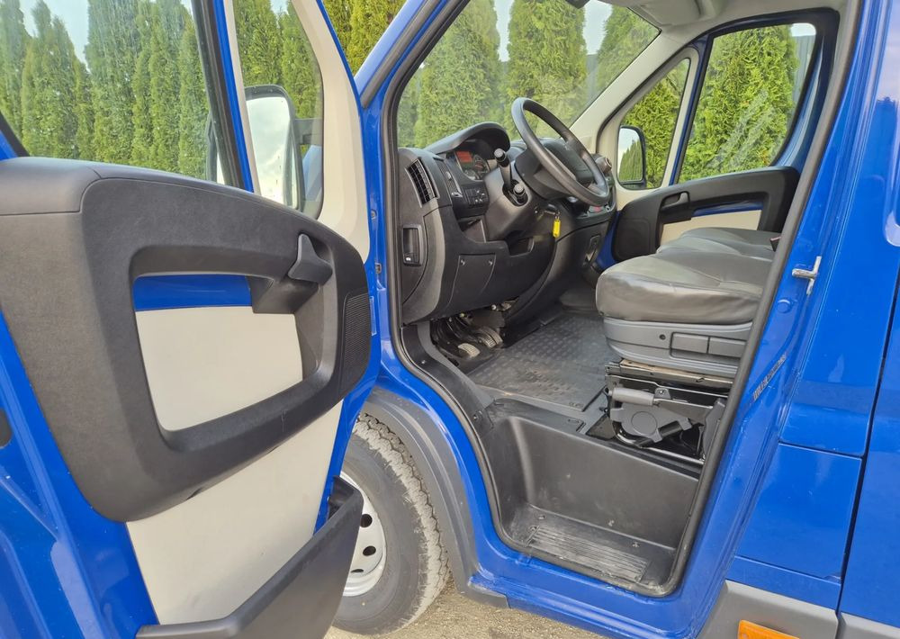 Peugeot Boxer 2.2 150KM brygadówka Maxi wzmocniony koła 16 cali Dubel - Furgoneta combi: foto 5 Peugeot Boxer 2.2 150KM brygadówka Maxi wzmocniony koła 16 cali Dubel - Furgoneta combi: foto 5