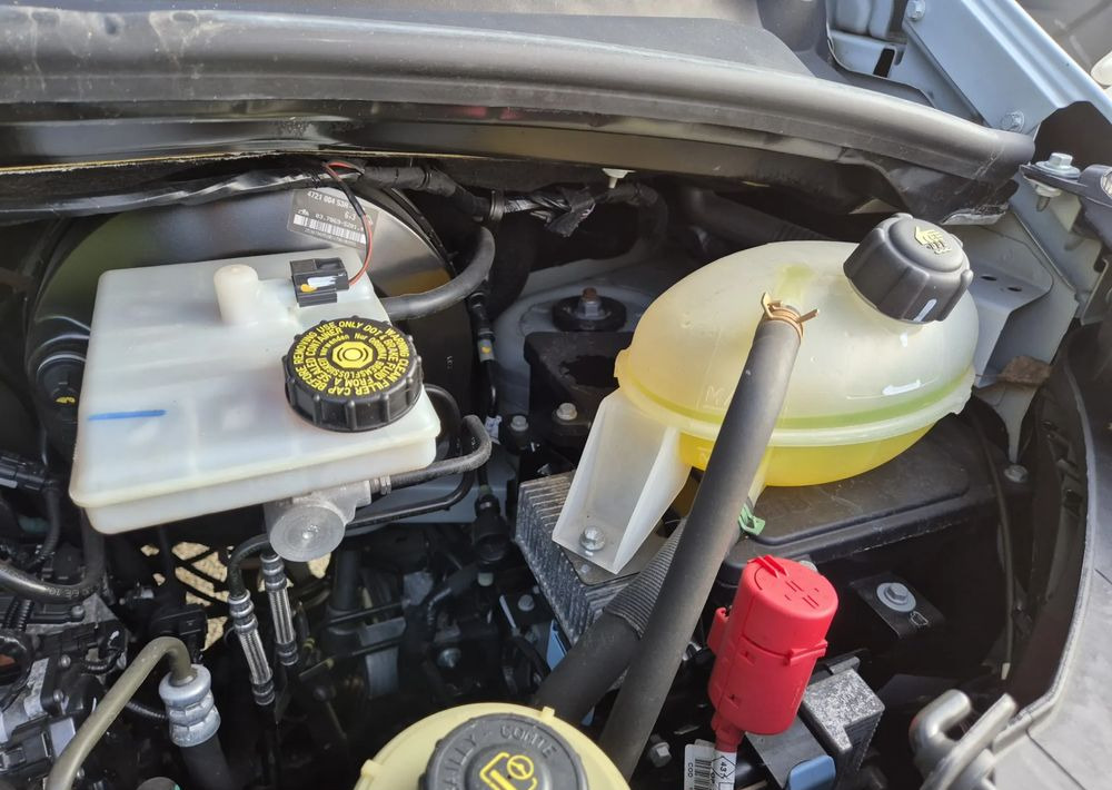 Furgoneta caja abierta Renault Master 2.3 Plandeka 10 palet Bliźniaki: foto 17 Furgoneta caja abierta Renault Master 2.3 Plandeka 10 palet Bliźniaki: foto 17