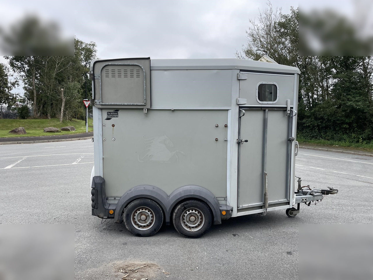 2012 IFOR WILLIAMS HB506 - Remolque para caballos: foto 5 2012 IFOR WILLIAMS HB506 - Remolque para caballos: foto 5