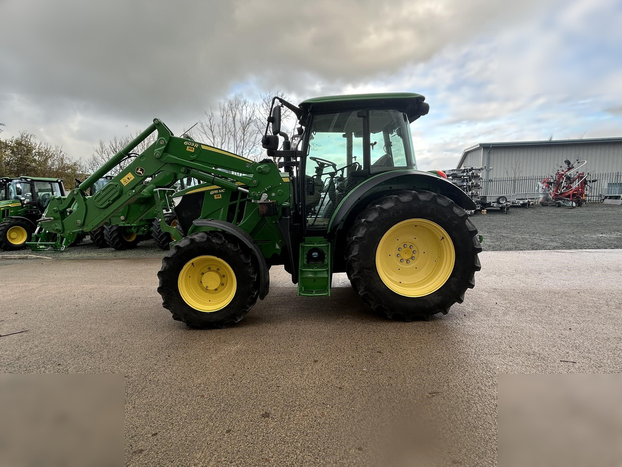 2018 JOHN DEERE 6115MC - Tractor: foto 5 2018 JOHN DEERE 6115MC - Tractor: foto 5