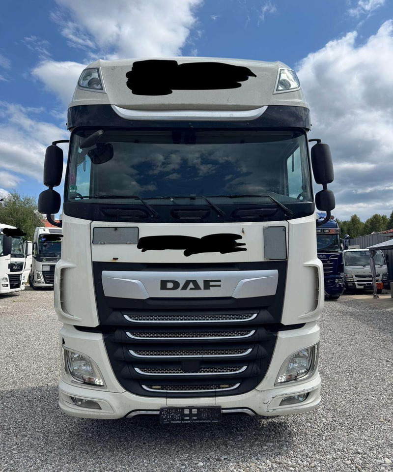 DAF XF 480 SSC RETARDA - Camión chasis: foto 2 DAF XF 480 SSC RETARDA - Camión chasis: foto 2