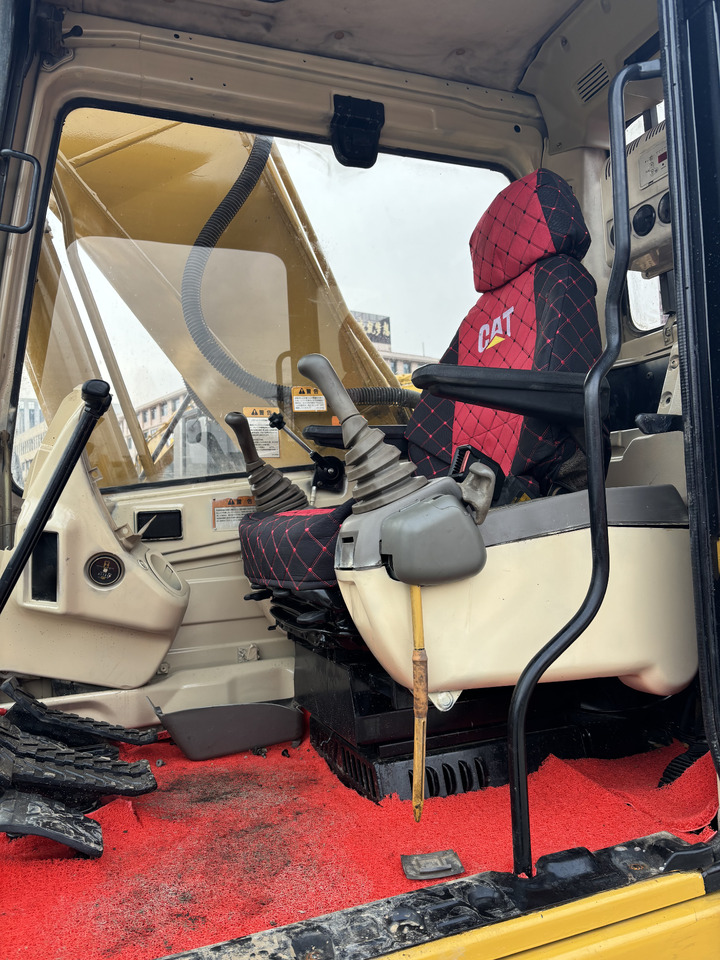 CATERPILLAR 320BL used excavator low price for sale caterpillar - Excavadora de cadenas: foto 5 CATERPILLAR 320BL used excavator low price for sale caterpillar - Excavadora de cadenas: foto 5