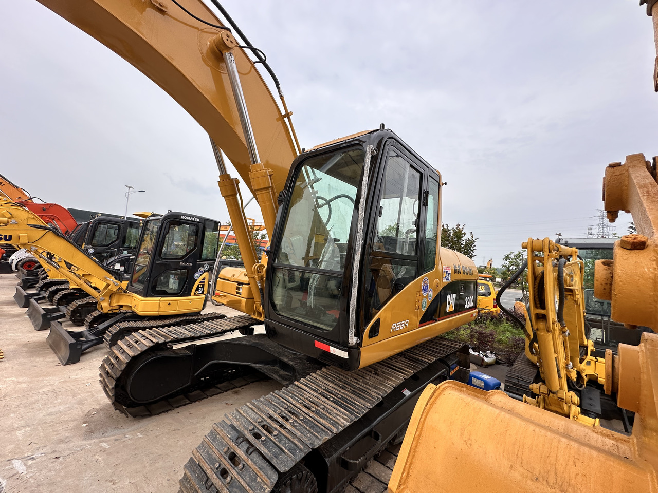 CATERPILLAR 320CL used excavator good condition for sale - Excavadora de cadenas: foto 4 CATERPILLAR 320CL used excavator good condition for sale - Excavadora de cadenas: foto 4