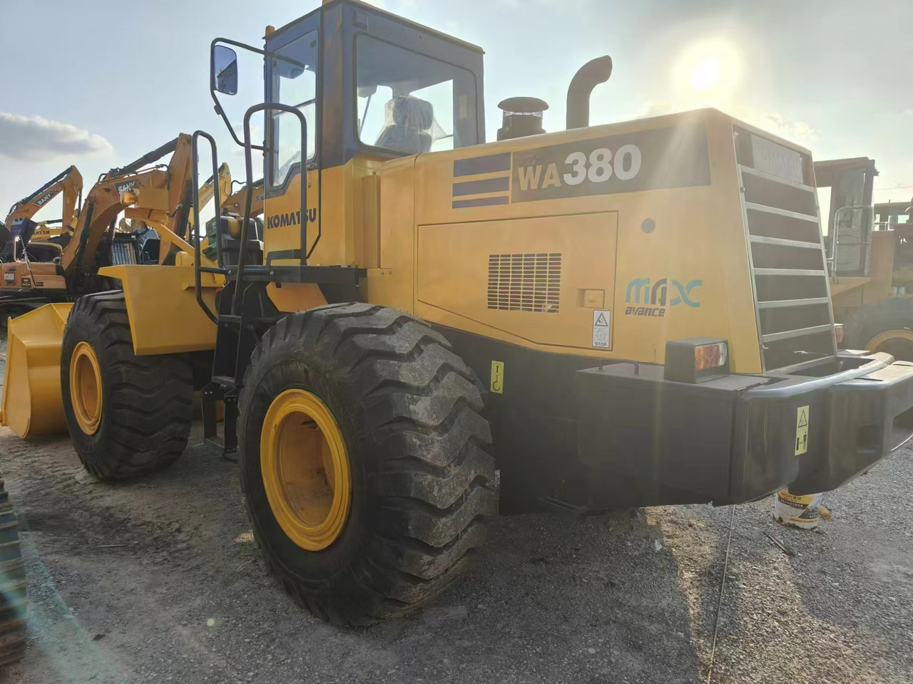 KOMATSU wa380 Low hours, direct supply from the source, lower prices - Cargadora de ruedas: foto 3 KOMATSU wa380 Low hours, direct supply from the source, lower prices - Cargadora de ruedas: foto 3