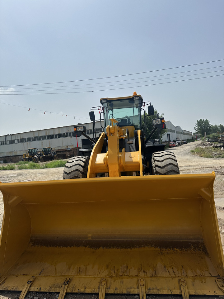 SDLG L958F China brand low price 5 ton class front loader strong power - Cargadora de ruedas: foto 2 SDLG L958F China brand low price 5 ton class front loader strong power - Cargadora de ruedas: foto 2