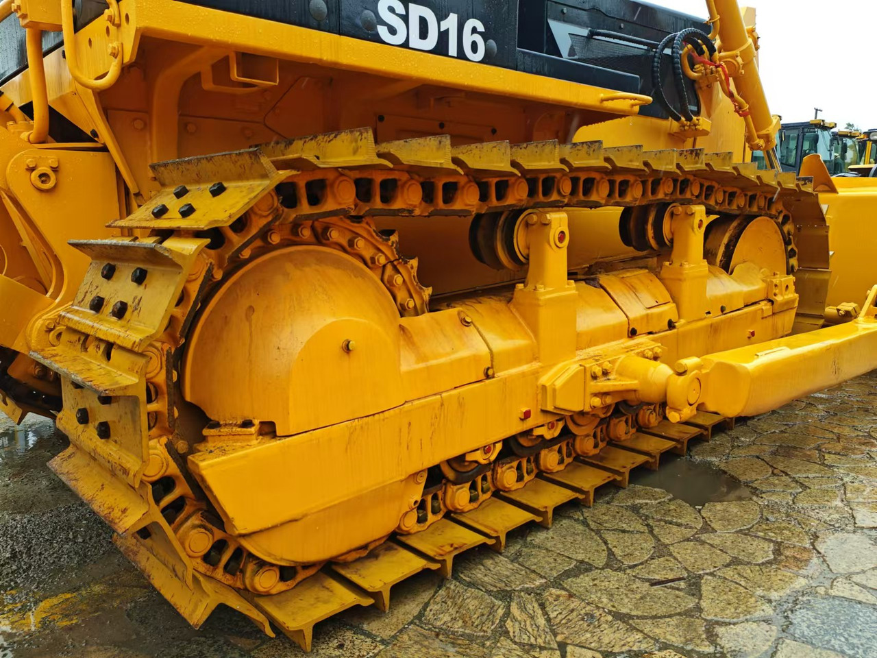 SHANTUI sd16 bullldozer made in china low price for sale - Bulldozer: foto 4 SHANTUI sd16 bullldozer made in china low price for sale - Bulldozer: foto 4