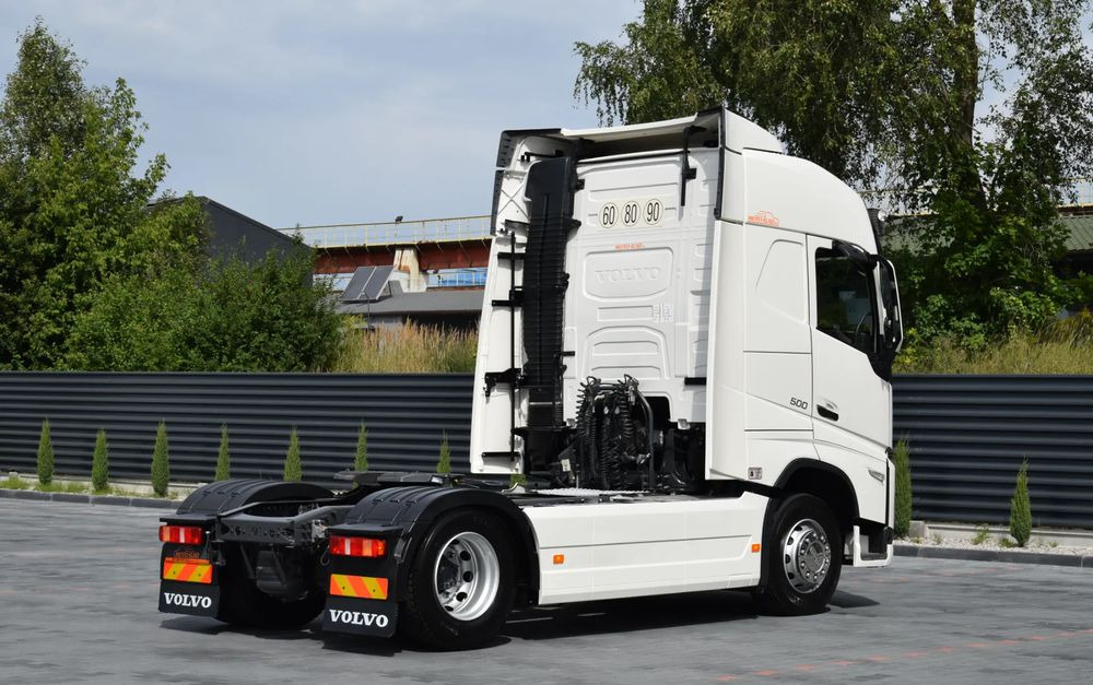 Volvo FH500 / EURO 6 / NOWY MODEL / KLIMATYZACJA POSTOJOWA / ACC / LEDY / 2 ZBIORNIKI PALIWA / FULL SPILERY / 2021 / SERWISOWANY / SPROWADZONY - Cabeza tractora: foto 5 Volvo FH500 / EURO 6 / NOWY MODEL / KLIMATYZACJA POSTOJOWA / ACC / LEDY / 2 ZBIORNIKI PALIWA / FULL SPILERY / 2021 / SERWISOWANY / SPROWADZONY - Cabeza tractora: foto 5
