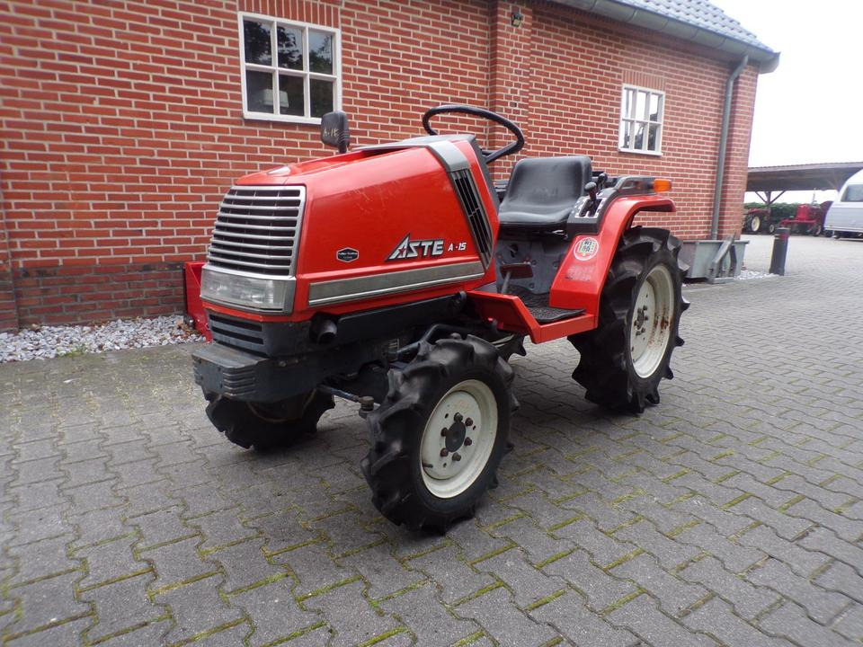 Kleintraktor Kubota A-15 - Mini tractor: foto 1 Kleintraktor Kubota A-15 - Mini tractor: foto 1