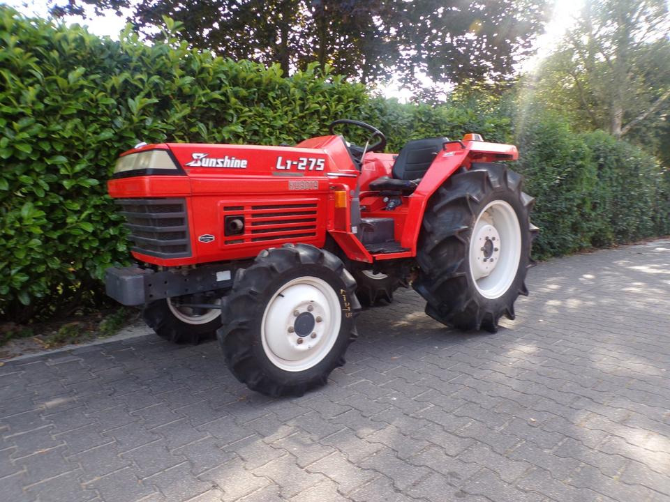 Kleintraktor Kubota L1-275 - Mini tractor: foto 1 Kleintraktor Kubota L1-275 - Mini tractor: foto 1