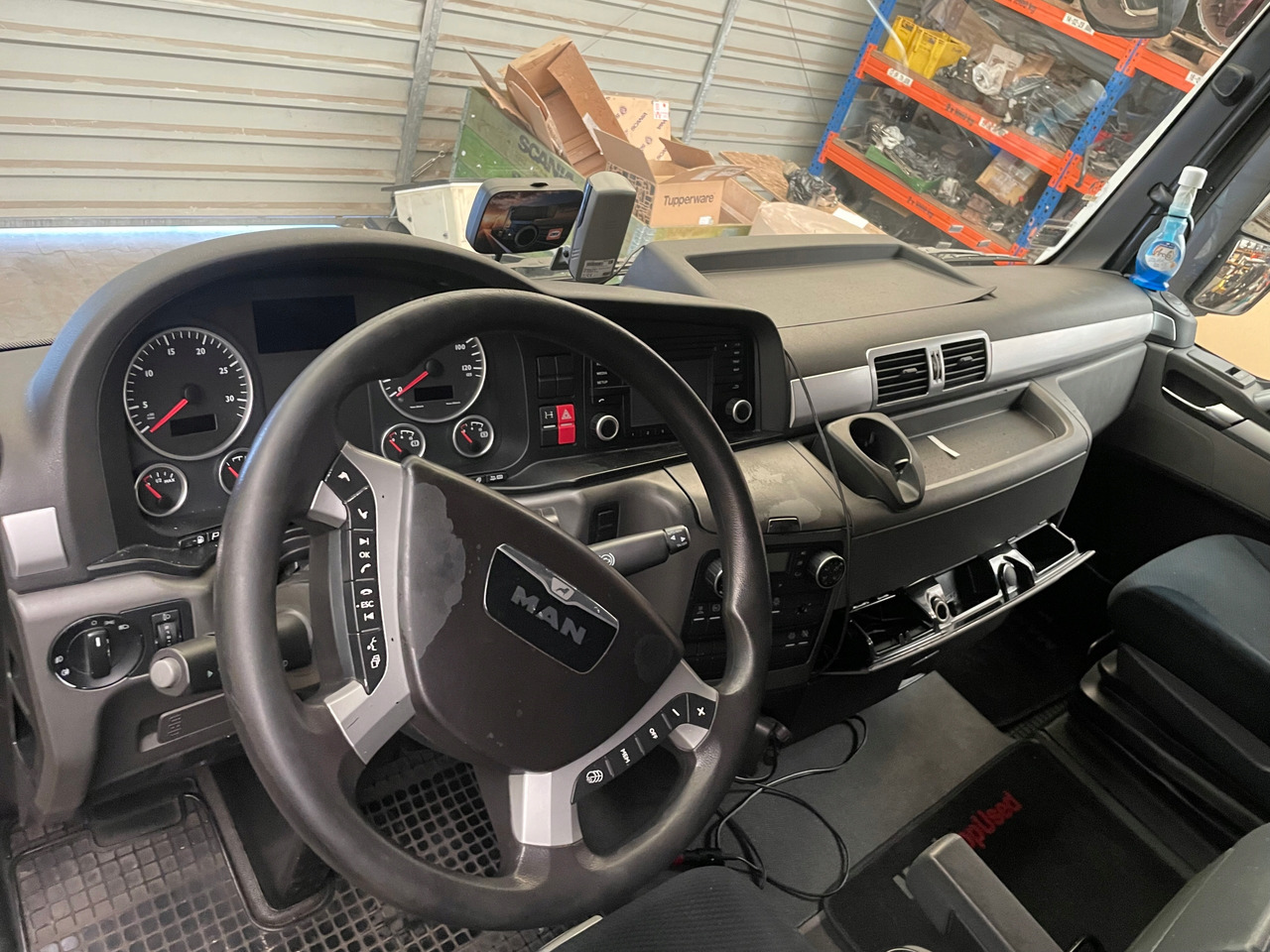 GOŁA KABINA MAN TGX XLX BIAŁA EURO 6 KOLOR RAL 9010 - Cabina para Camión: foto 4 GOŁA KABINA MAN TGX XLX BIAŁA EURO 6 KOLOR RAL 9010 - Cabina para Camión: foto 4