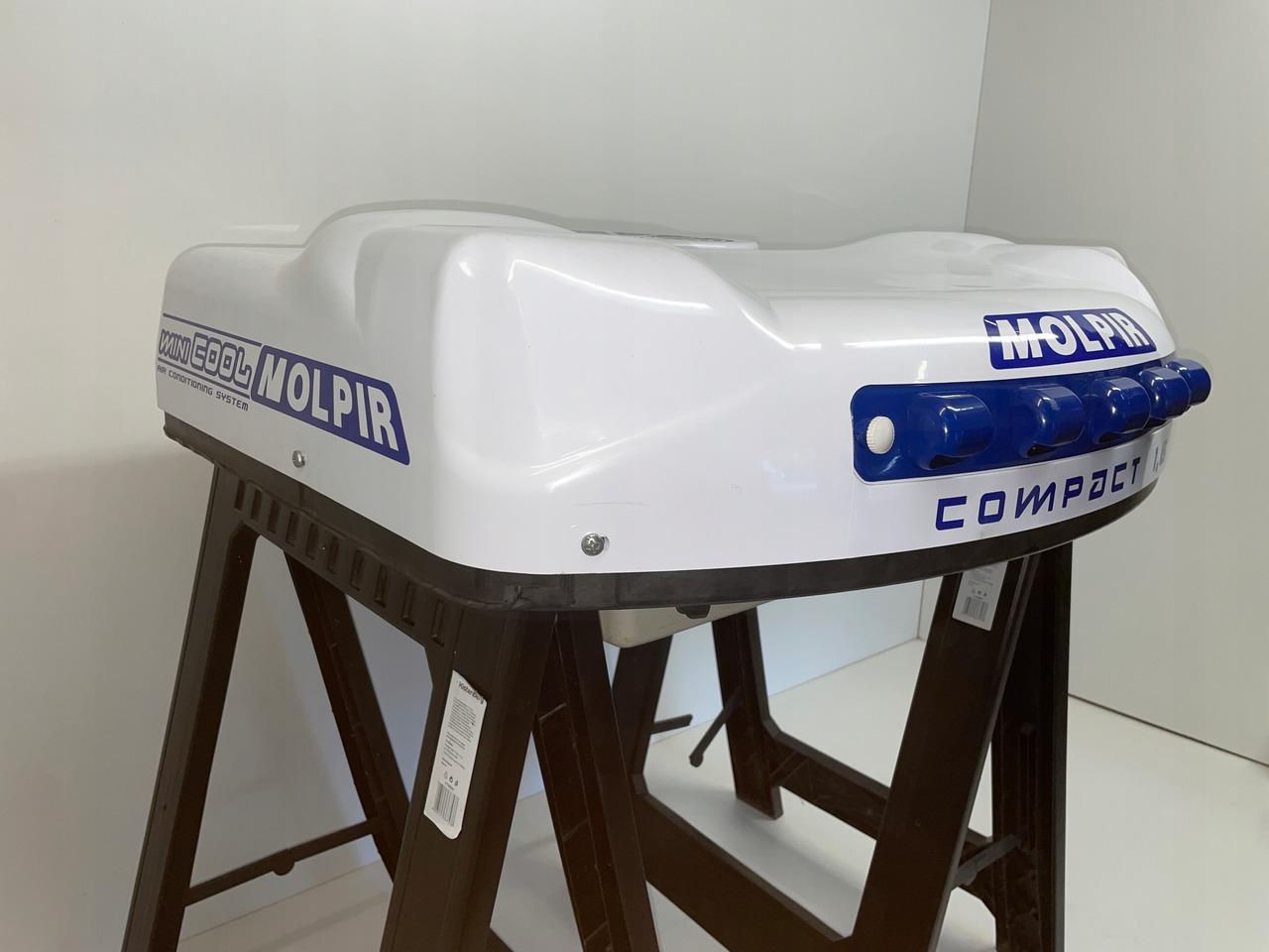 KLIMATYZACJA POSTOJOWA COMPACT 1,6 MOLPIR MAN SCANIA DAF IVECO - NOWA - - Compresor de aire acondicionado para Camión: foto 3 KLIMATYZACJA POSTOJOWA COMPACT 1,6 MOLPIR MAN SCANIA DAF IVECO - NOWA - - Compresor de aire acondicionado para Camión: foto 3