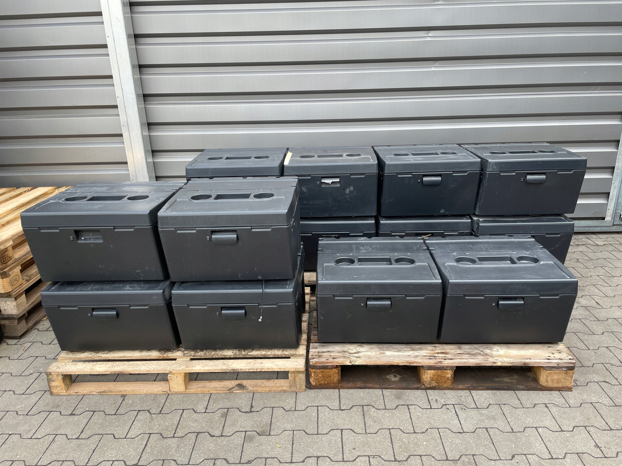 LODÓWKA IVECO HI-WAY HI WAY STRALIS - Cabina e interior para Camión: foto 2 LODÓWKA IVECO HI-WAY HI WAY STRALIS - Cabina e interior para Camión: foto 2