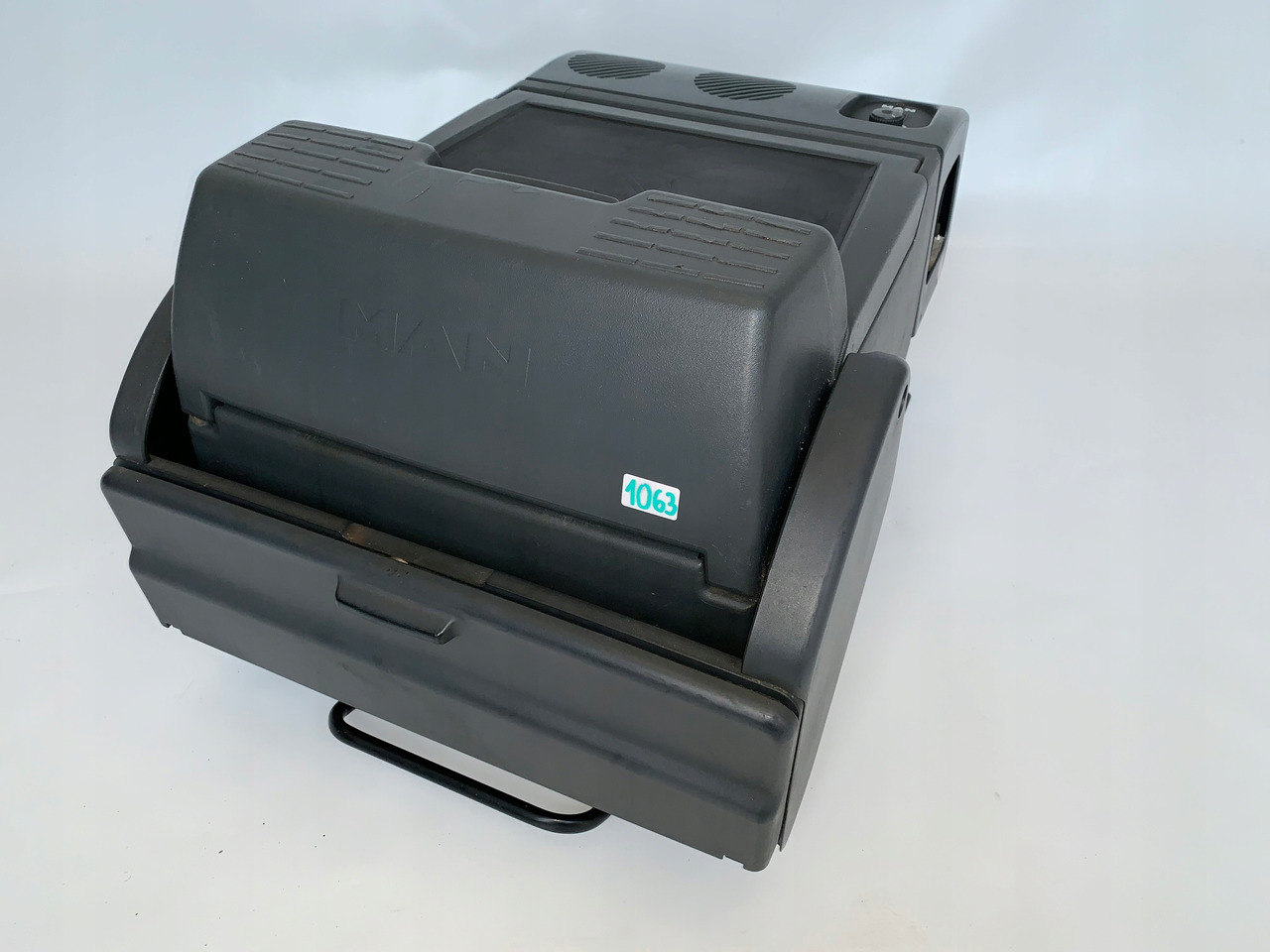 LODÓWKA MAN TGA TGX TGS TGL TGM STOLIK - Cabina e interior para Camión: foto 1 LODÓWKA MAN TGA TGX TGS TGL TGM STOLIK - Cabina e interior para Camión: foto 1