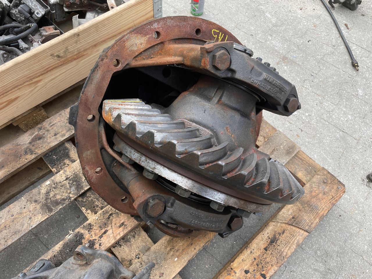 MAN TGX TGS TGA WKŁAD DYFERENCJAŁ MOSTU DYFER 38:15, 81350106301 - Eje posterior para Camión: foto 2 MAN TGX TGS TGA WKŁAD DYFERENCJAŁ MOSTU DYFER 38:15, 81350106301 - Eje posterior para Camión: foto 2